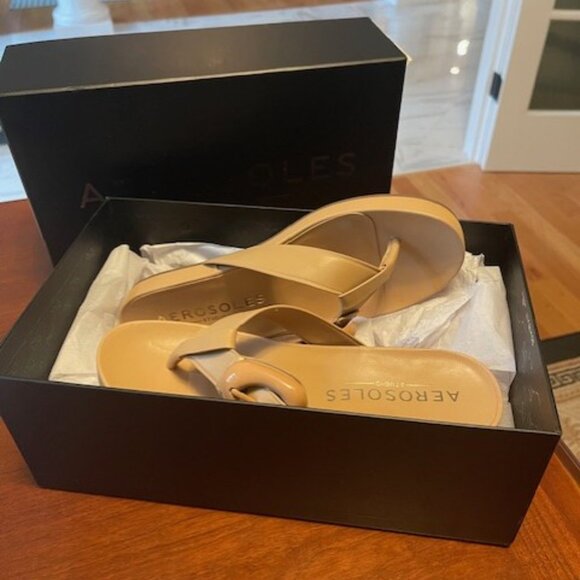 NEW AEROSOLES Women's shoes - Picture 4 of 5